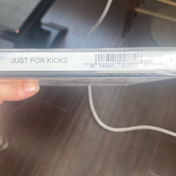 📀BN Sneakerhead Documentary‘Just For Kicks’ 👟 - Picture 3 of 3